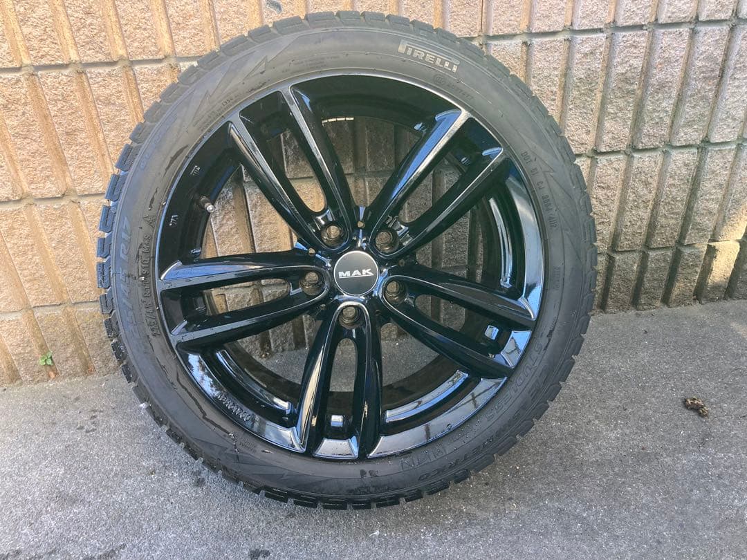 ミニ クラブマン ホイール／スタッドレスタイヤ 17インチ