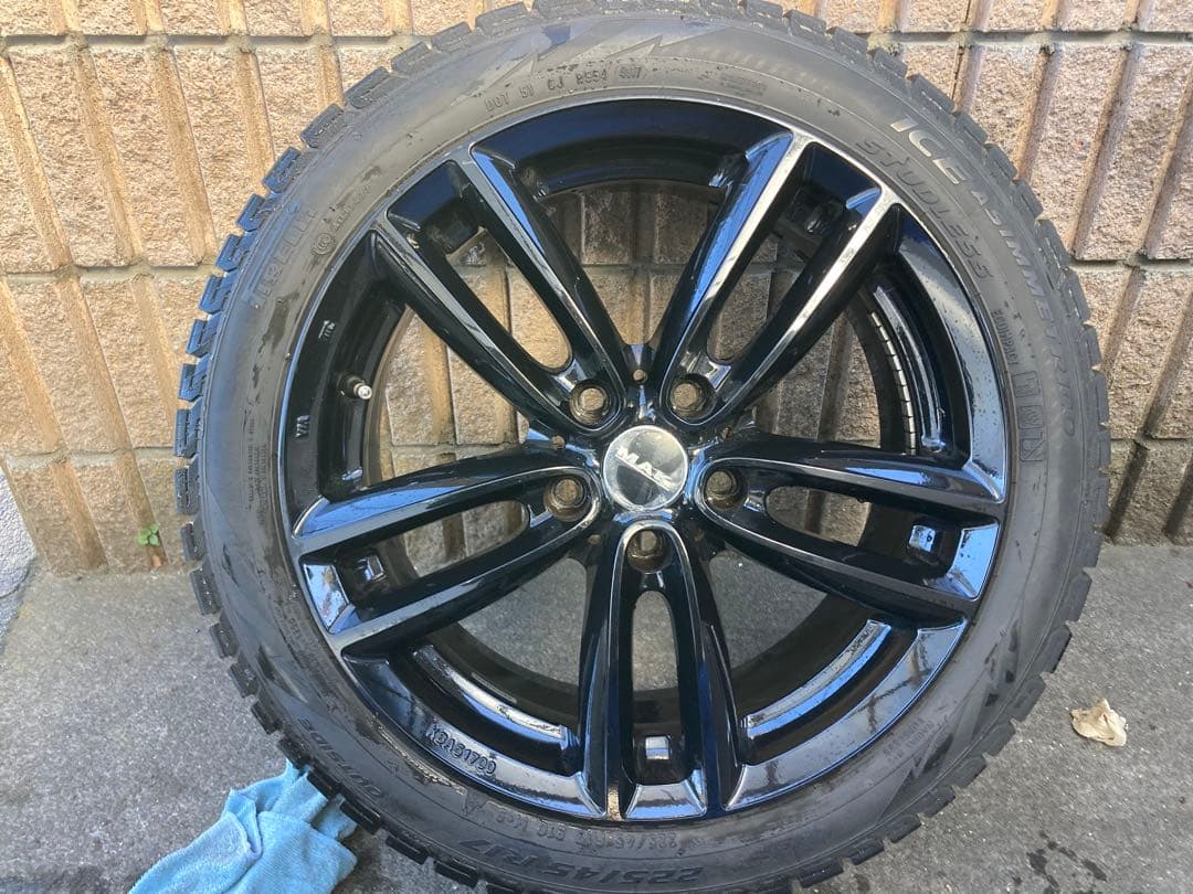 ミニ クラブマン ホイール／スタッドレスタイヤ 17インチ