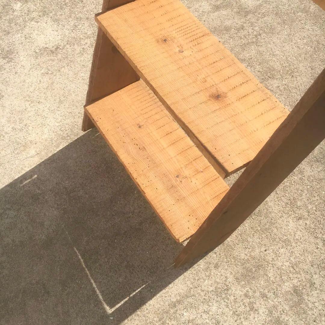 ジャンクガーデン　ラダーシェルフ　3段ラック　木材　古材　シャビー