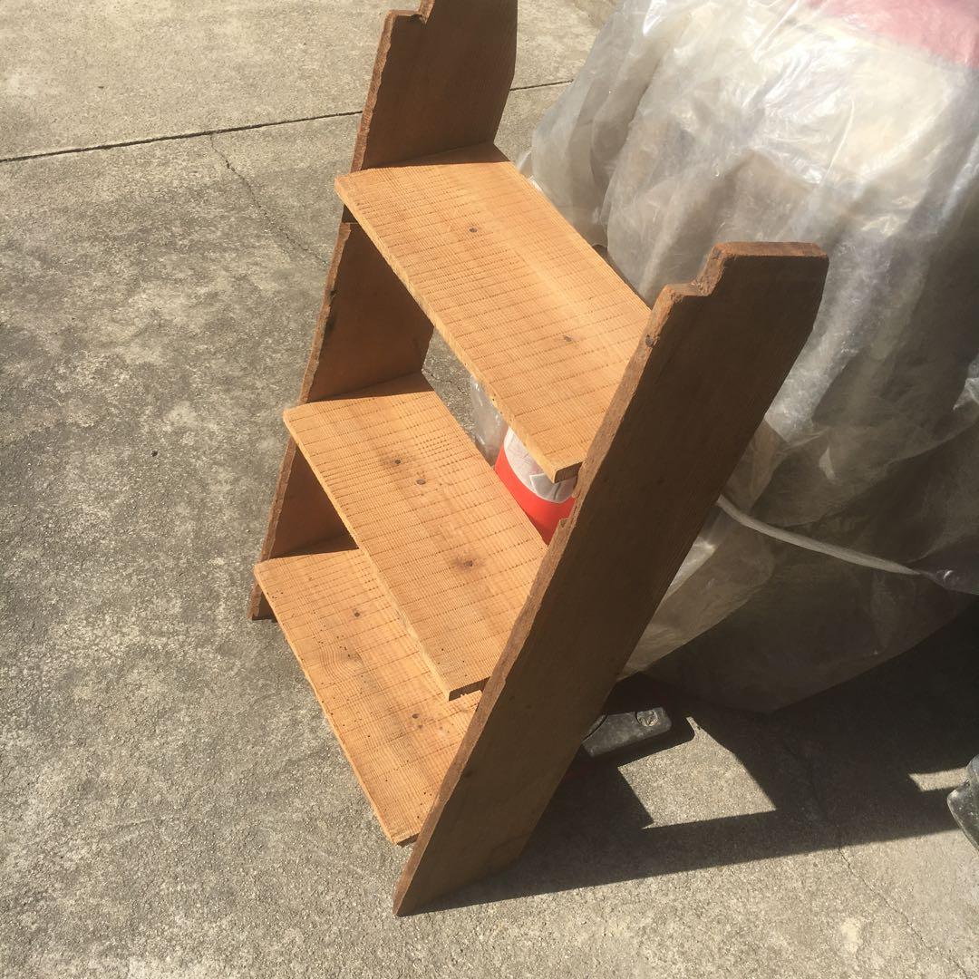 ジャンクガーデン　ラダーシェルフ　3段ラック　木材　古材　シャビー