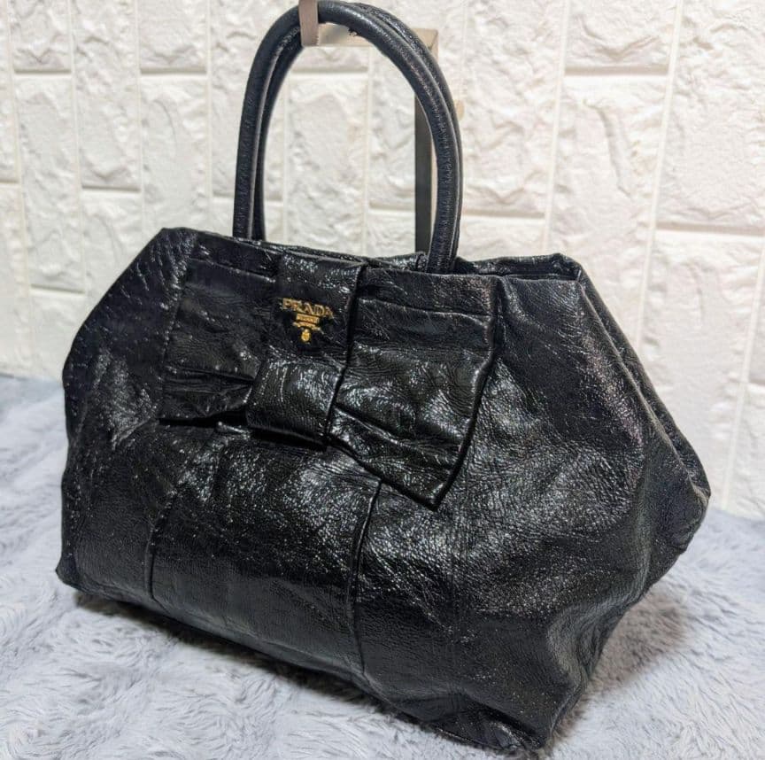 PRADA プラダ トートバッグ リボン 金具 ブラック