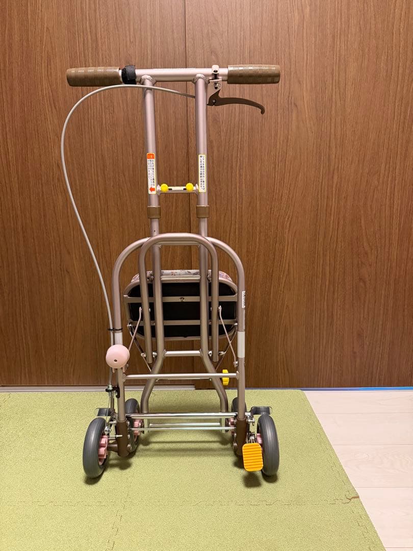 新品同様　幸和製作所　シルバーカー　プチカ SICP01　フラワー