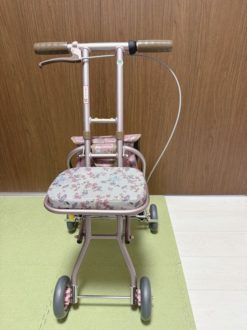 新品同様　幸和製作所　シルバーカー　プチカ SICP01　フラワー