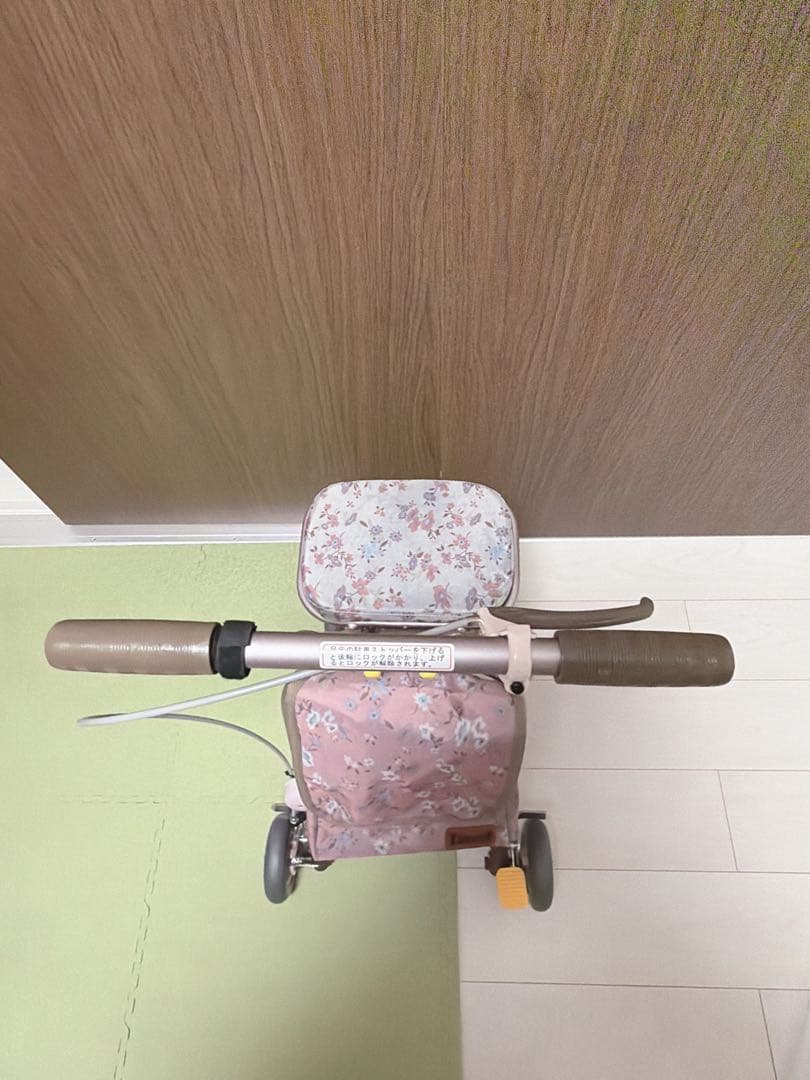 新品同様　幸和製作所　シルバーカー　プチカ SICP01　フラワー