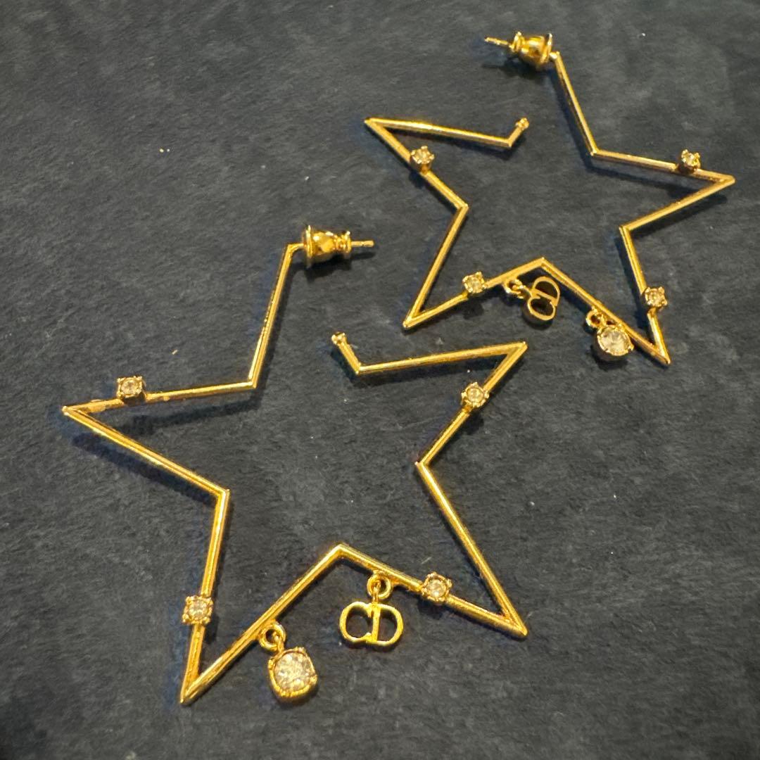 ディオール スター ピアス