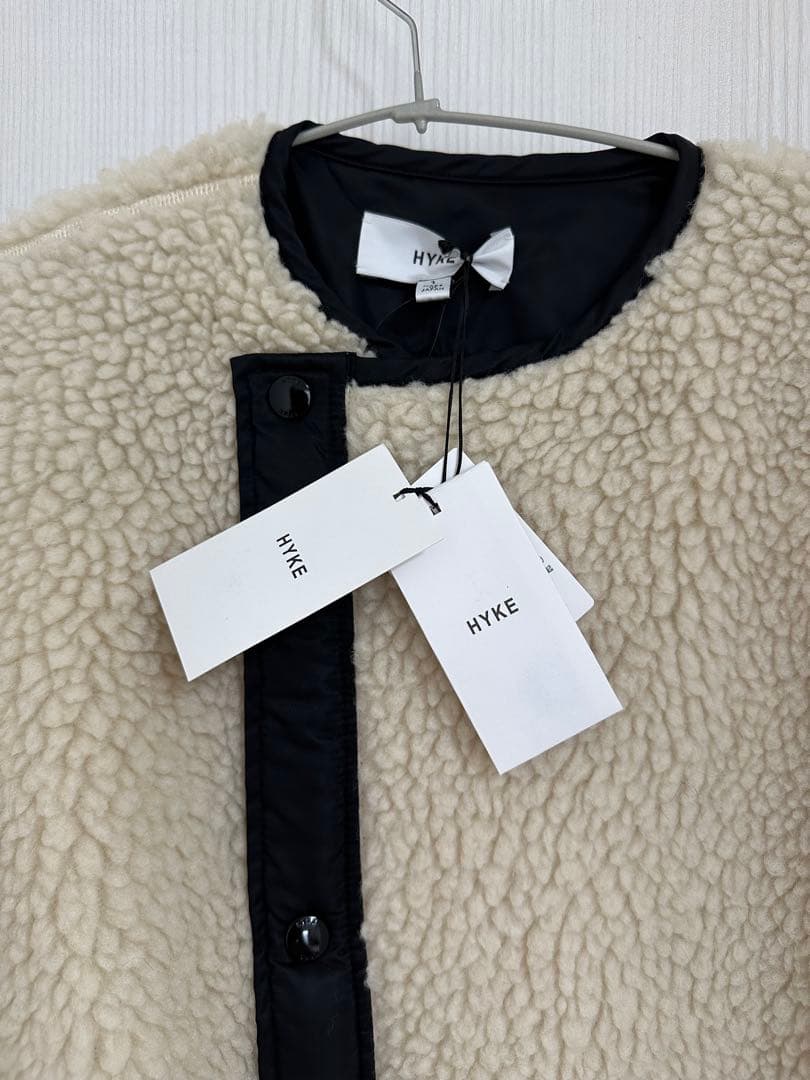HYKE新品紙タグ付き⭐️日本製ハイクボアロングコート軽量暖かいコート