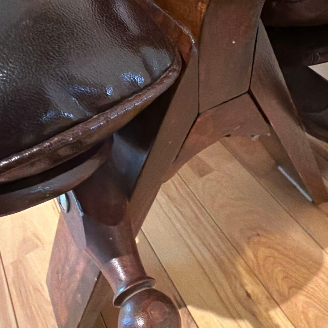 ダークブラウン レザー オットマン　ベルギー製