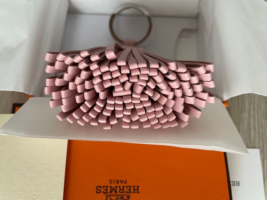 【新品】カルメン　ローズサクラ　エルメス