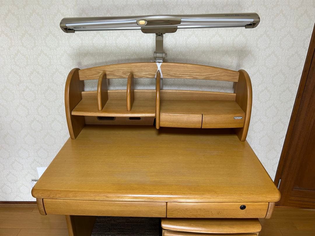HIKARI木製学習デスク ①本体、本棚、ライト部分