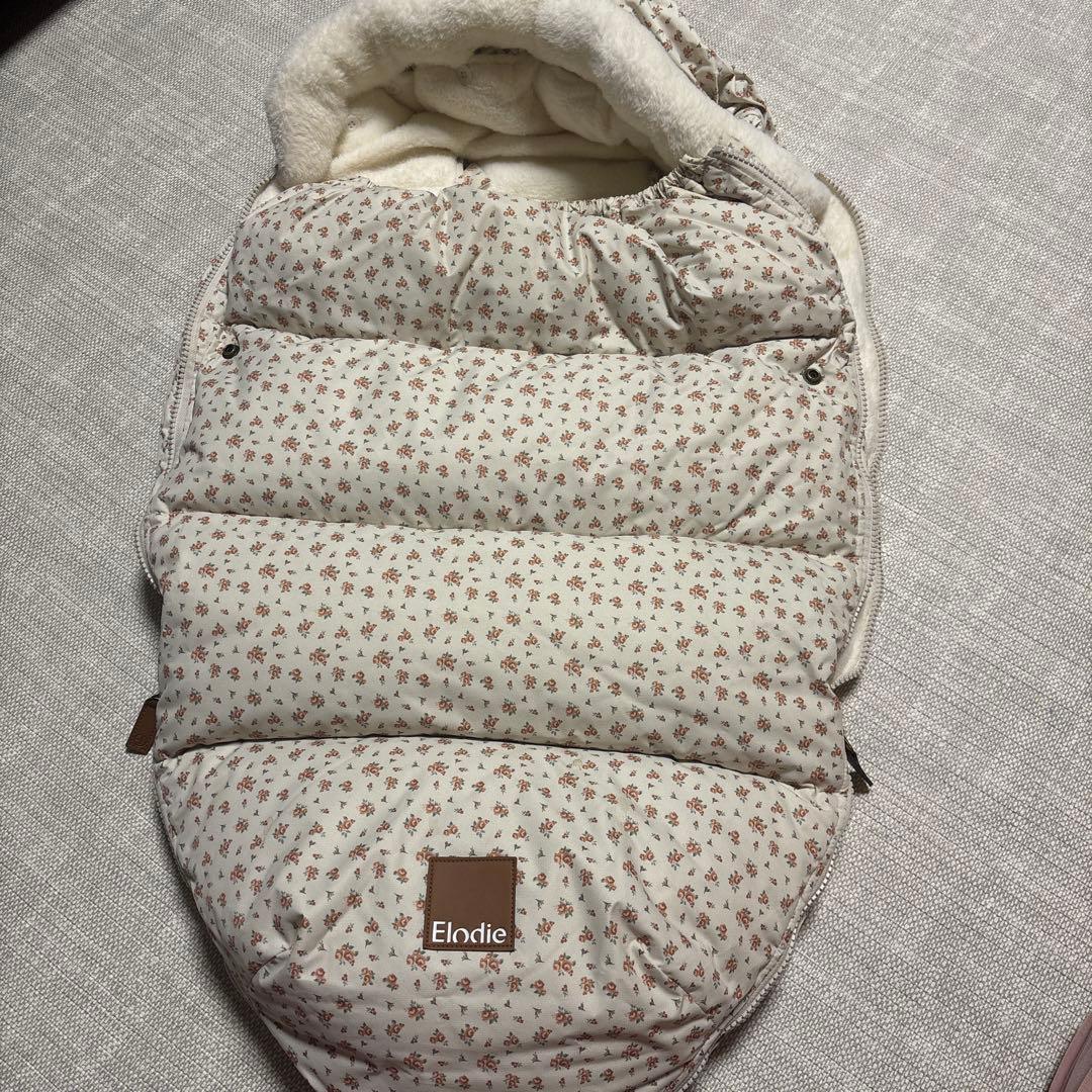 【ほぼ未使用美品】Elodie 花柄 フットマフ　ベビーカー用
