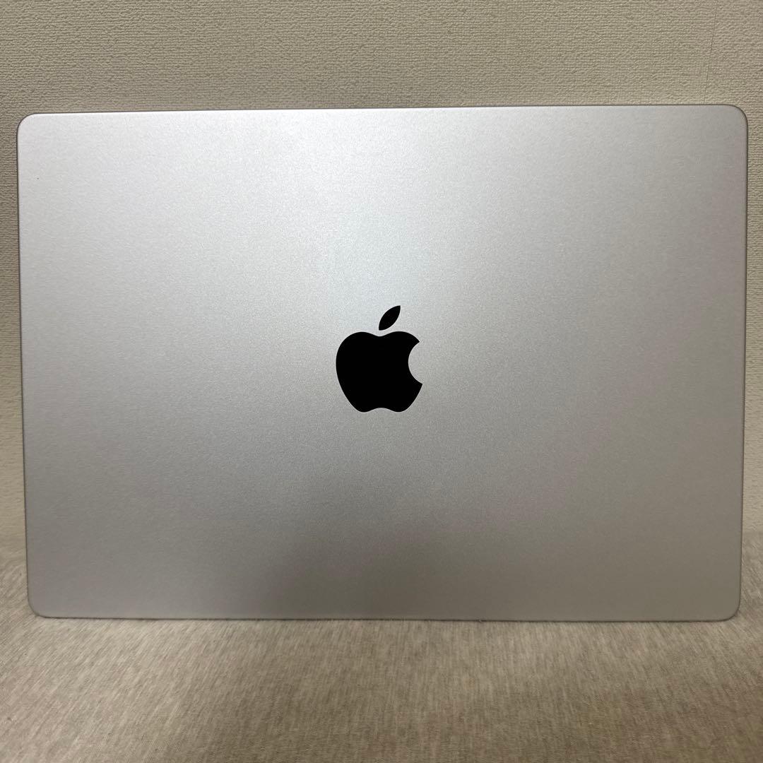 MacBook Pro 14インチ