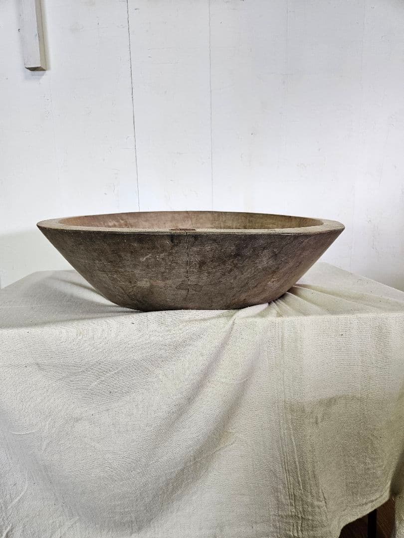 日本のアンティーク 無垢材のこね鉢 鎹継ぎ くりぬき ウッドボウル ガーデニング