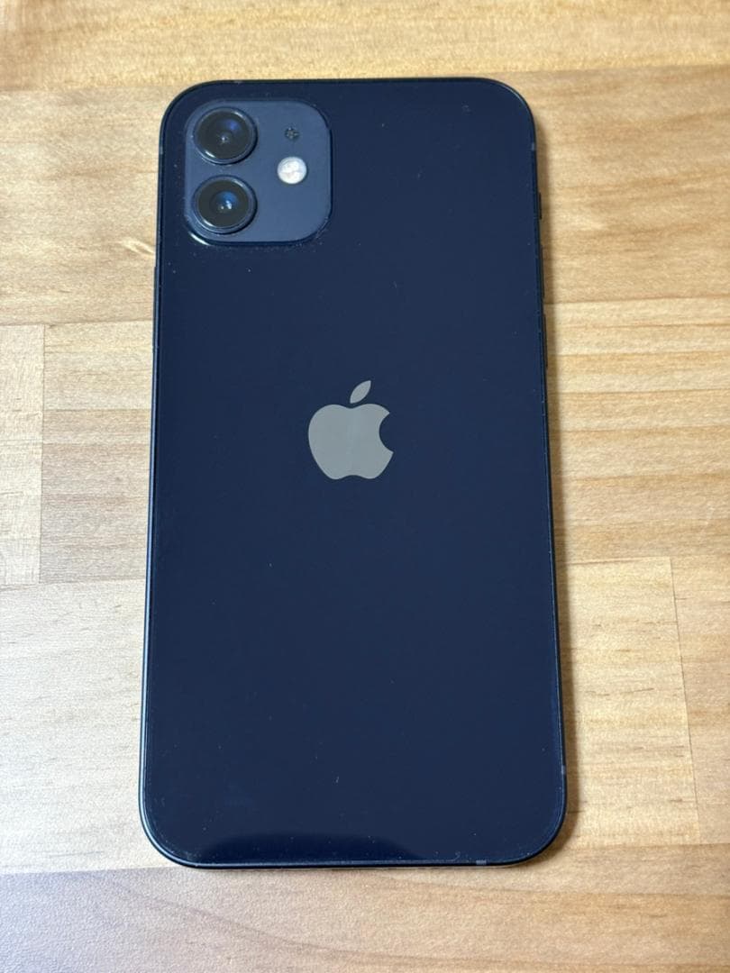 iPhone12 64GB ブラック SIMロックあり 初期化済み 箱、付属品付