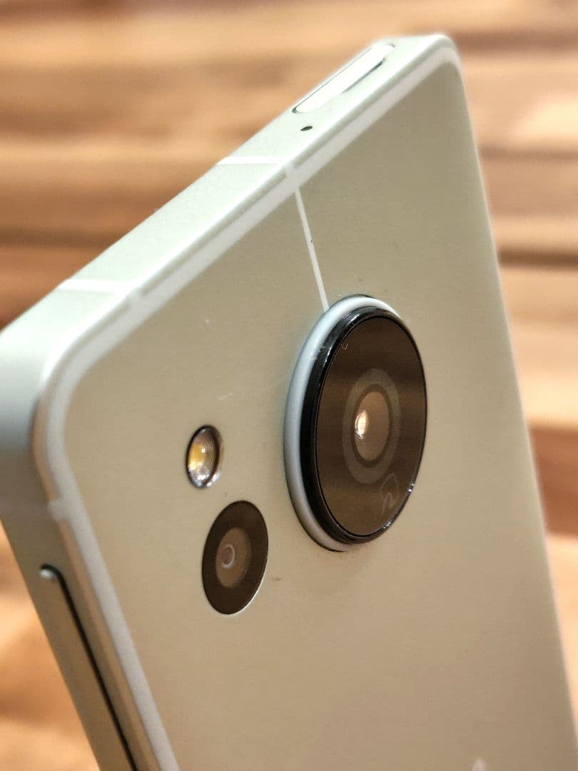 【ジャンク品】AQUOS SENSE8 SH54D ペールグリーン　本体