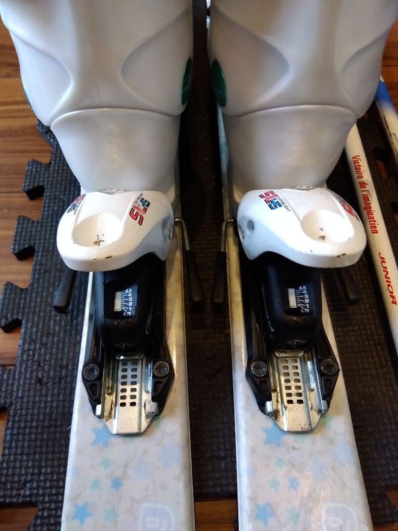 送料無料 PURE CONSCIOUS 子供用 スキーセット メンテ・WAX済✔