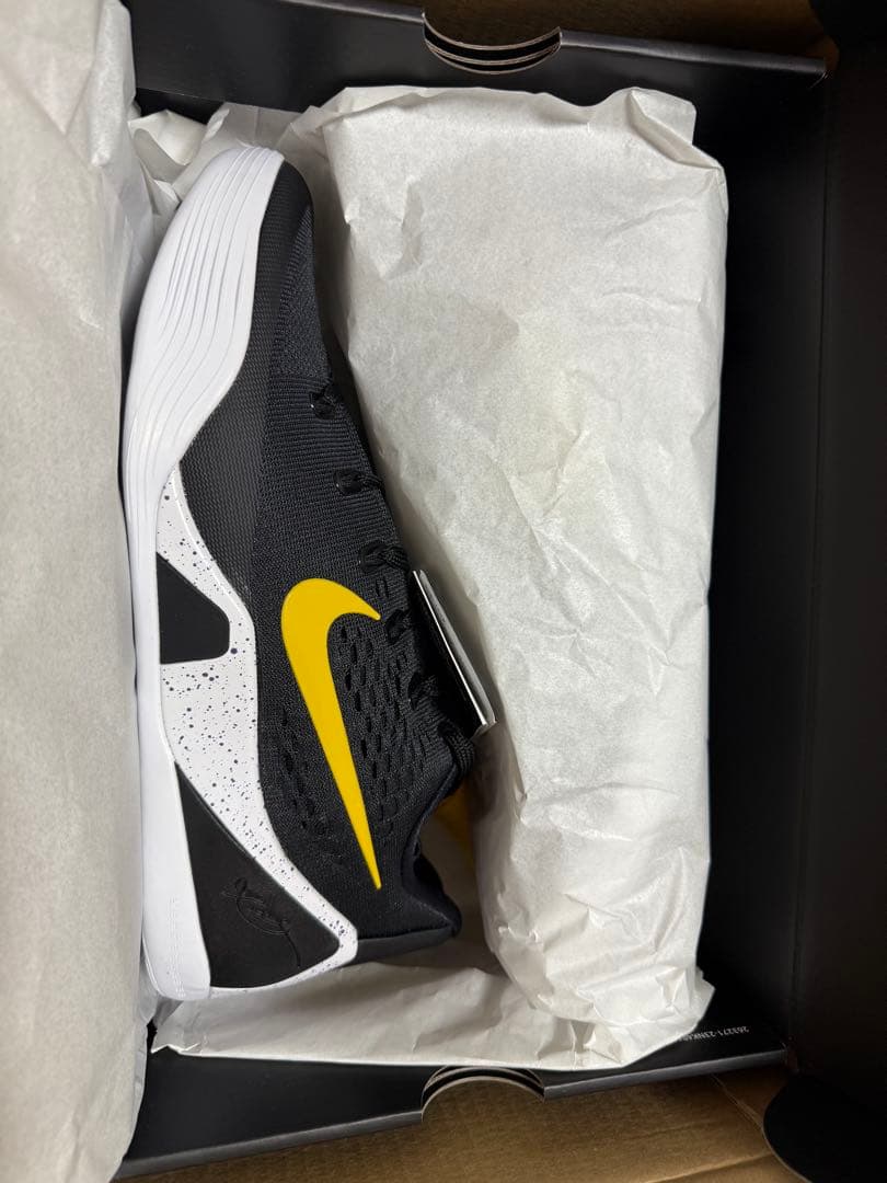 コービー9 Nike バスケットボールシューズ ブラック/ゴールド