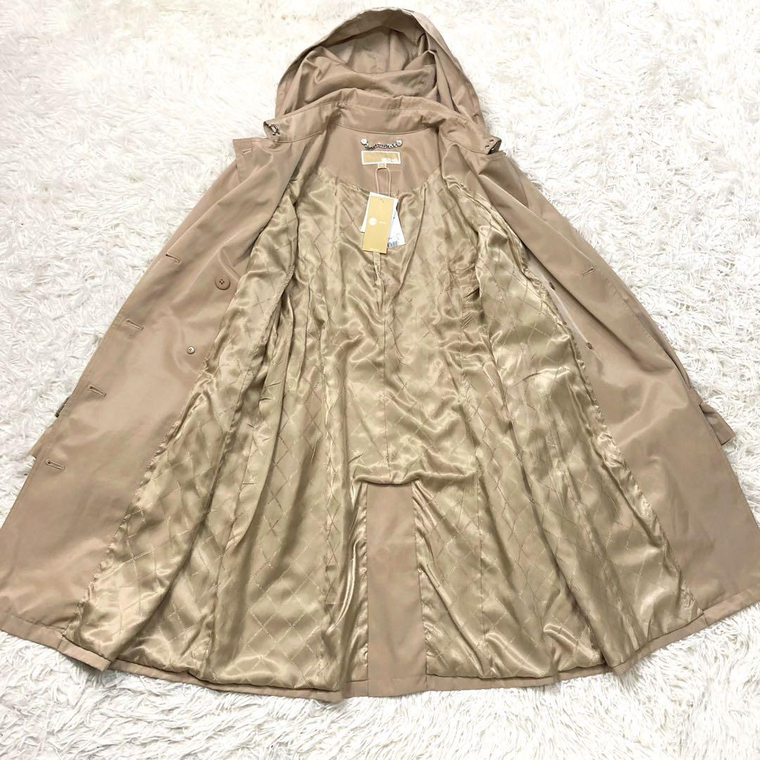ごんちゃん 未使用品 マイケルコース フード付きトレンチコート ロゴボタン