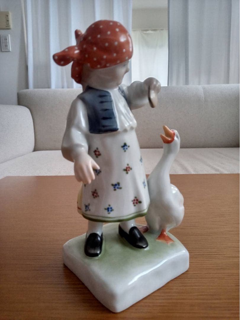 フィギュリン　ヘレンド　置物　人形　HEREND