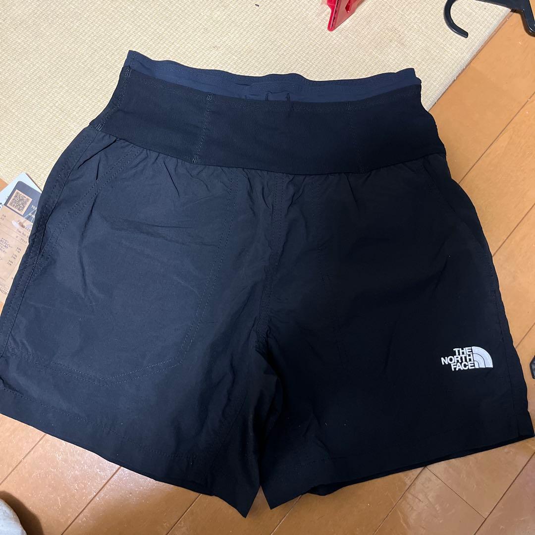 ノースフェイス フリーランショーツ S ブラック NB42391