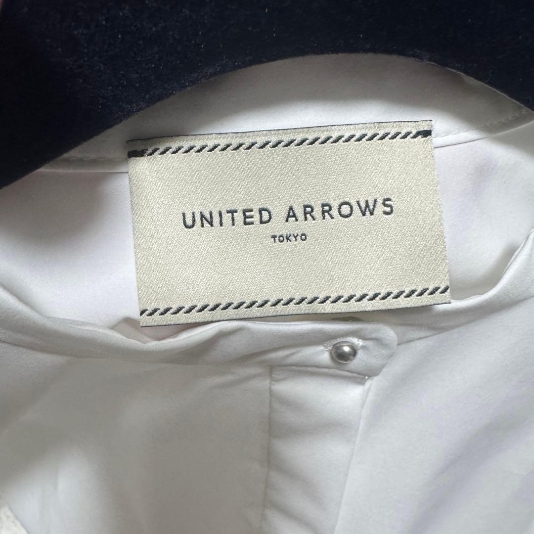 美品 UNITED ARROWS バックフレア ショートスリーブ ブラウス
