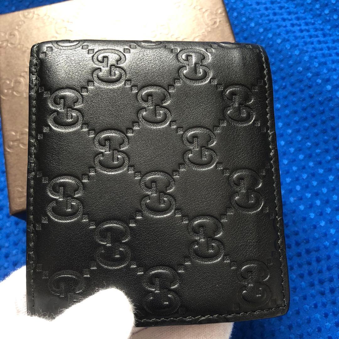 GUCCI ブラックレザー 二つ折り財布