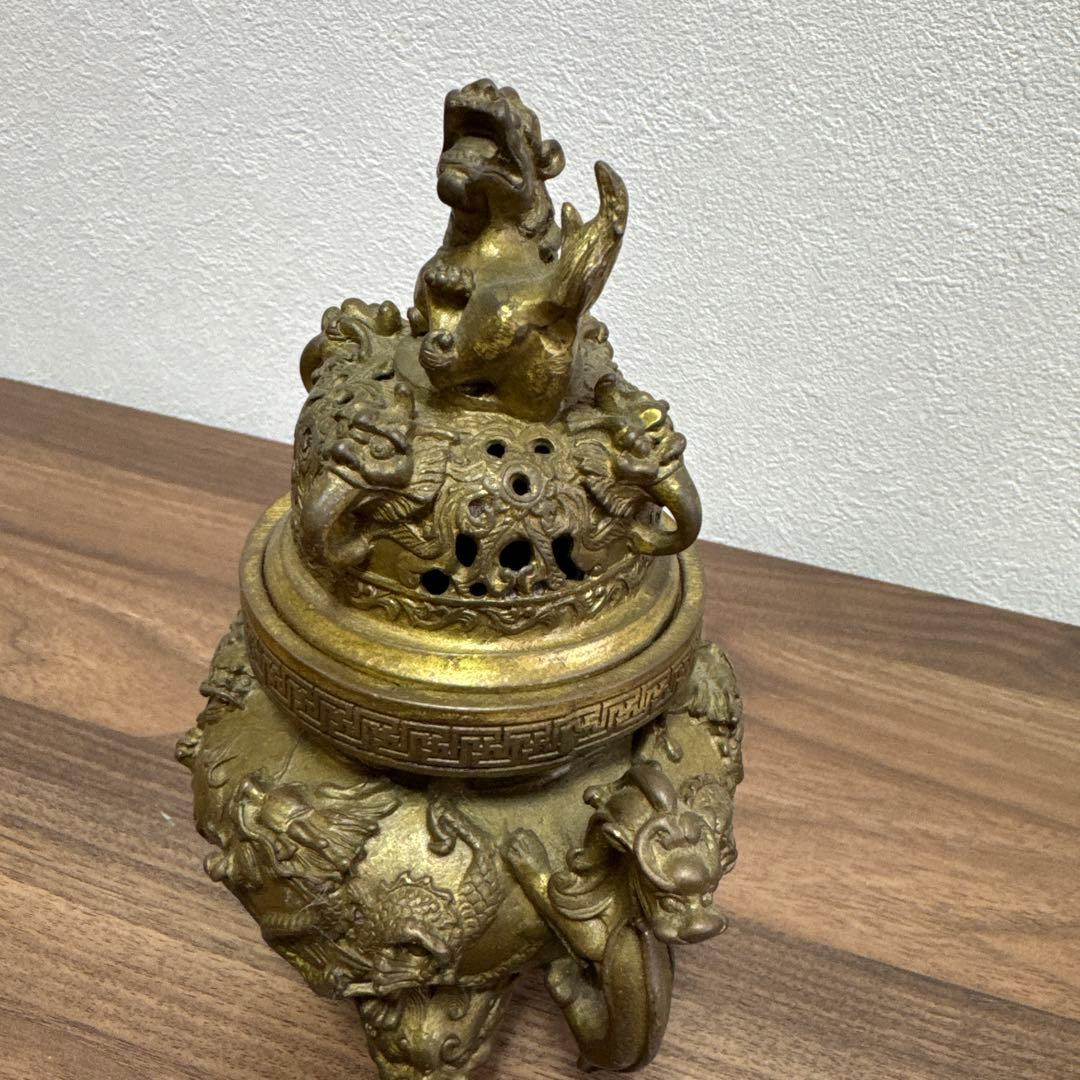 ブロンズ製香炉 九龍の彫刻