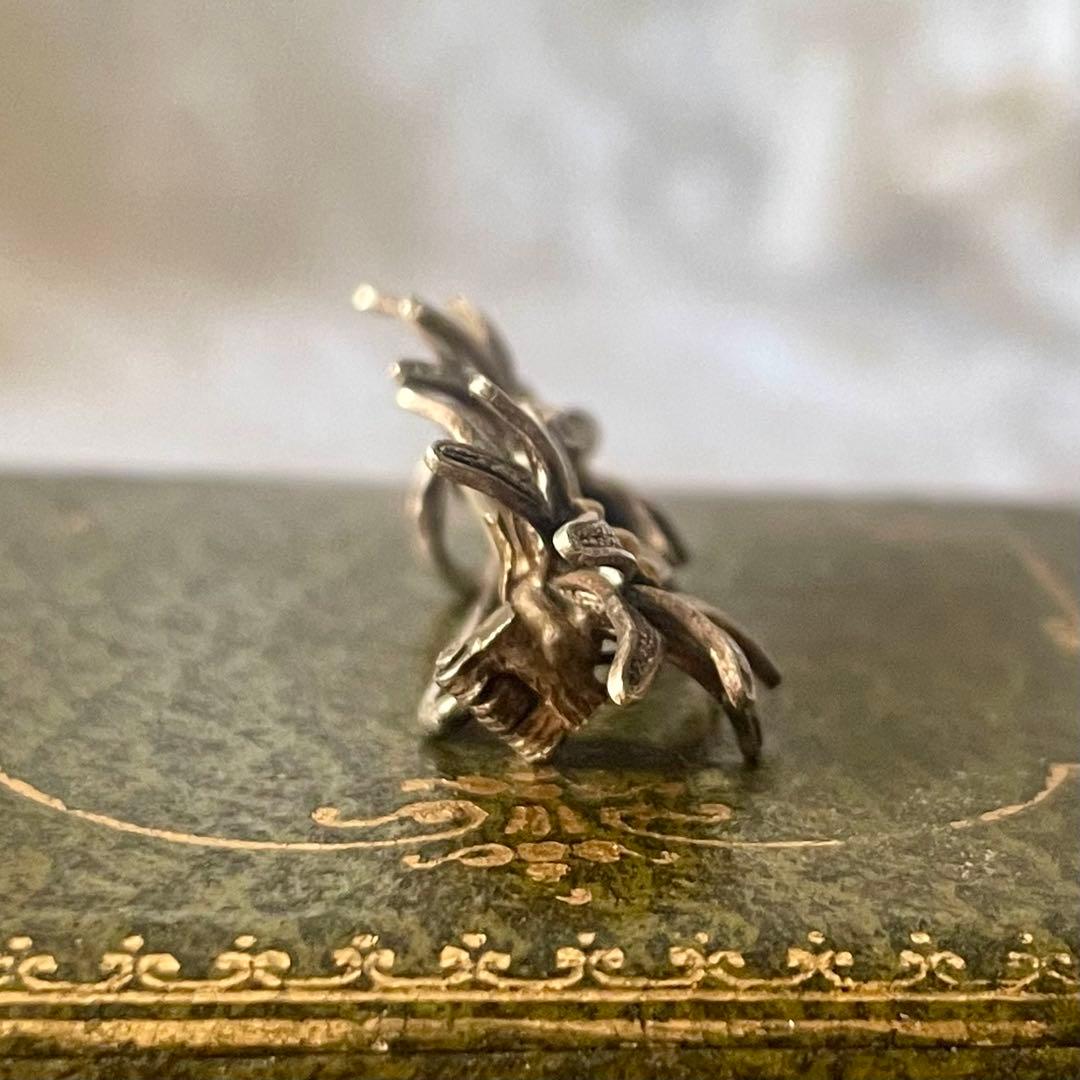 純銀製エーデルワイスブローチ&白蝶貝ブローチ　フランスアンティークヴィンテージ