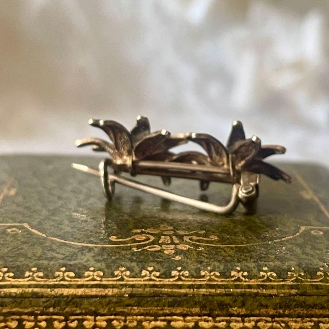 純銀製エーデルワイスブローチ&白蝶貝ブローチ　フランスアンティークヴィンテージ