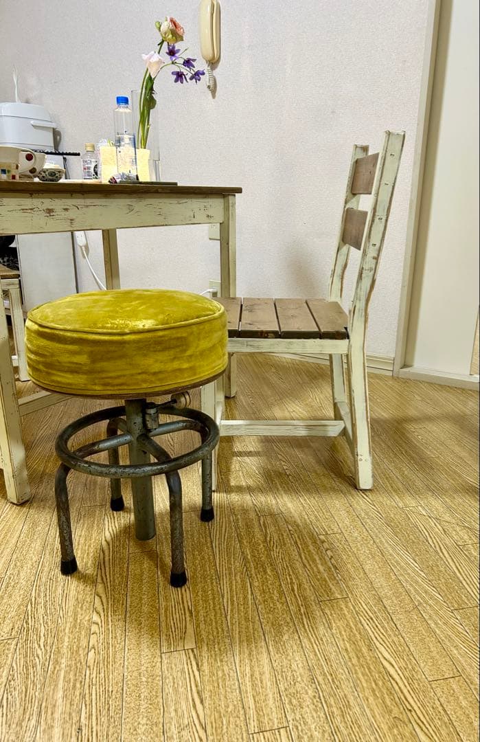 フランスヴィンテージ ベロアのスツール 回転丸椅子