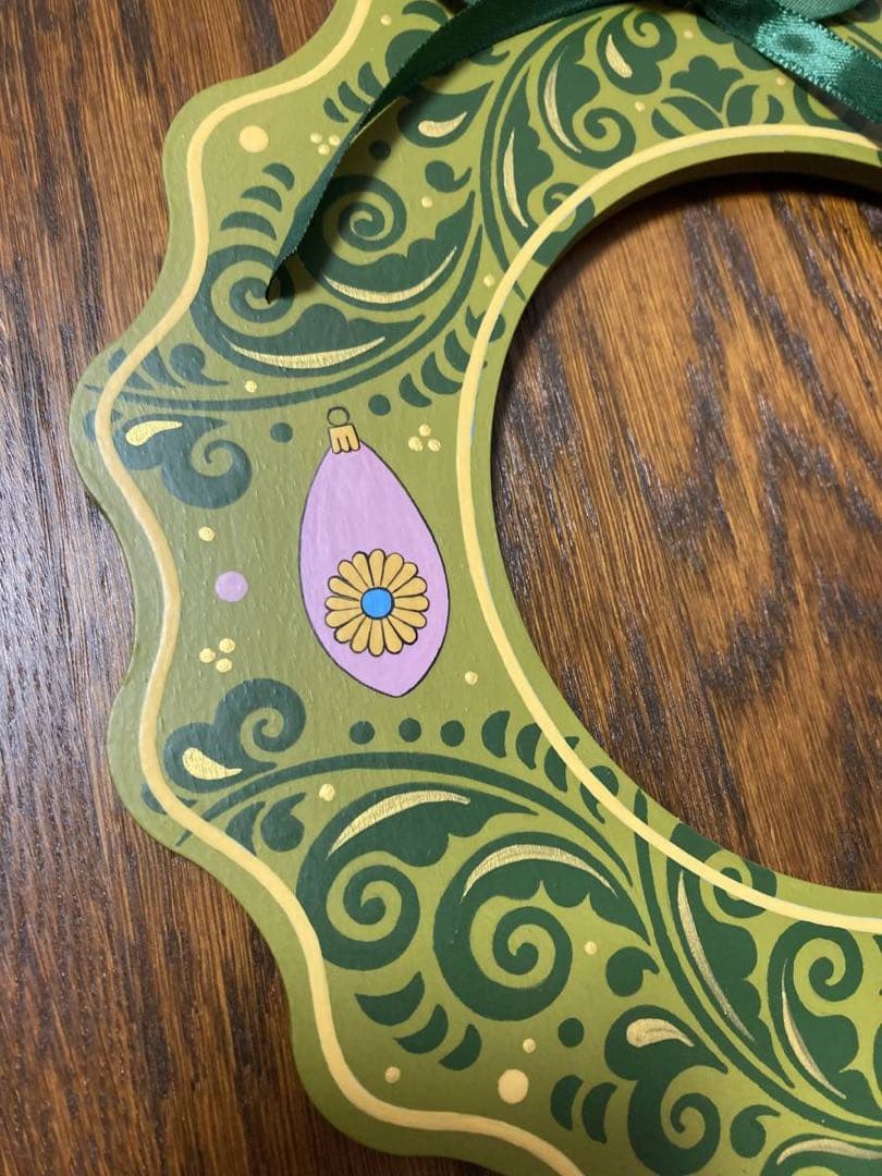 ロシア雑貨☆木製クリスマスリースCモスグリーン壁掛け飾りマトリョーシカ オリガ作