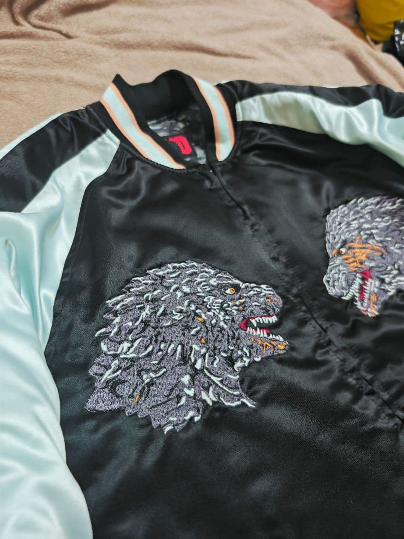 BREEZE ゴジラ 美品 日本限定 スカジャン ２面用 サテン vintage