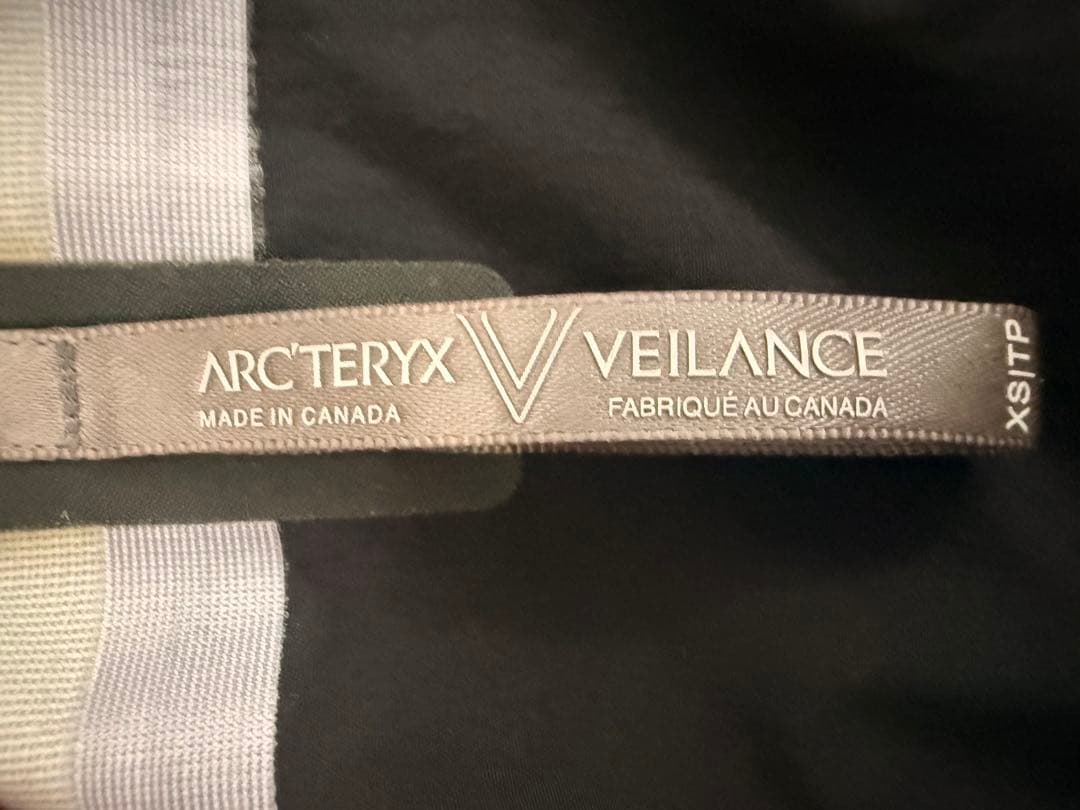 ARC'TERYX ヴィランス　ブラック　マウンテンパーカー　Gore-tex