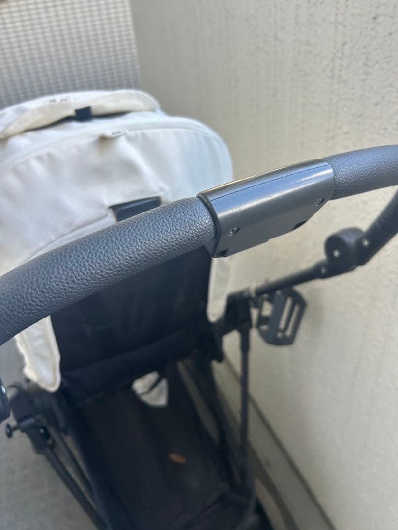 【超美品】送料込！サイベックスメリオ 伊勢丹限定ホワイトレインカバーなど付属品有