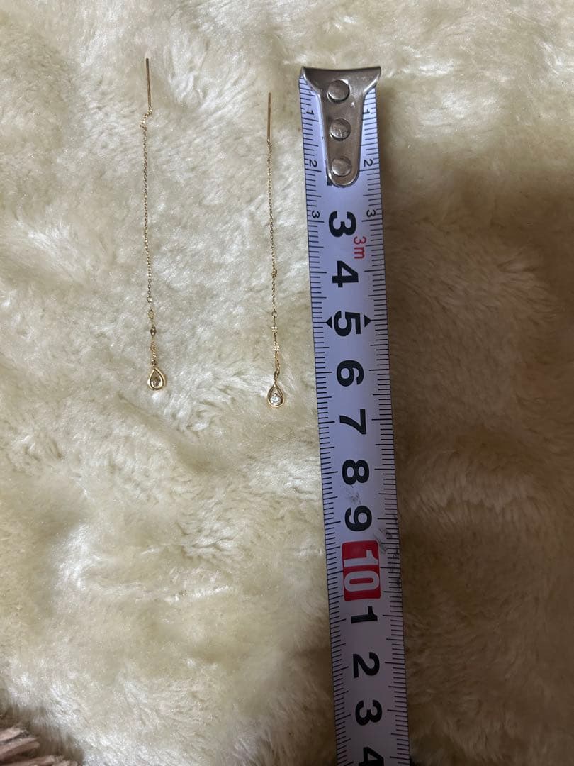 ゴールド ロングピアス ダイヤモンドカット