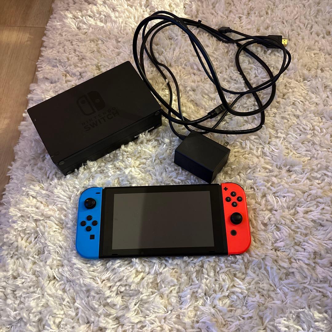 Nintendo Switch 本体 青/赤 付属品付き　箱無し