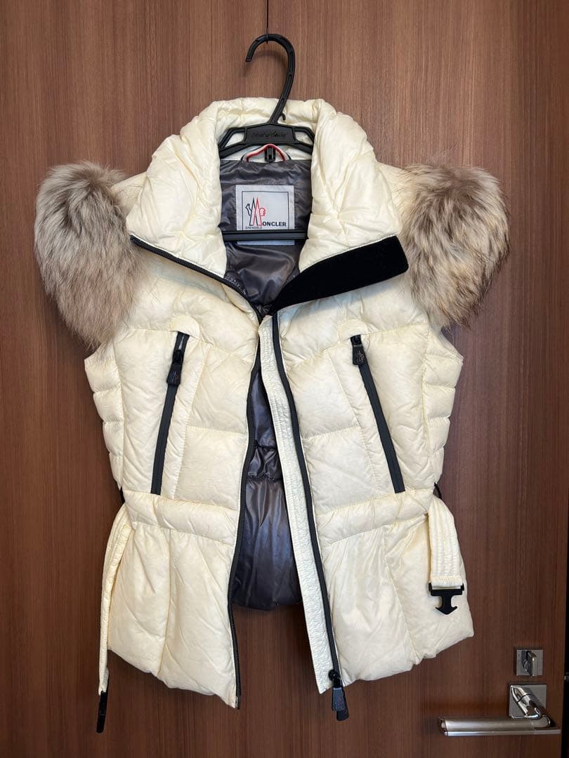 OBABAモンクレールレディース ダウンベスト ファー付き