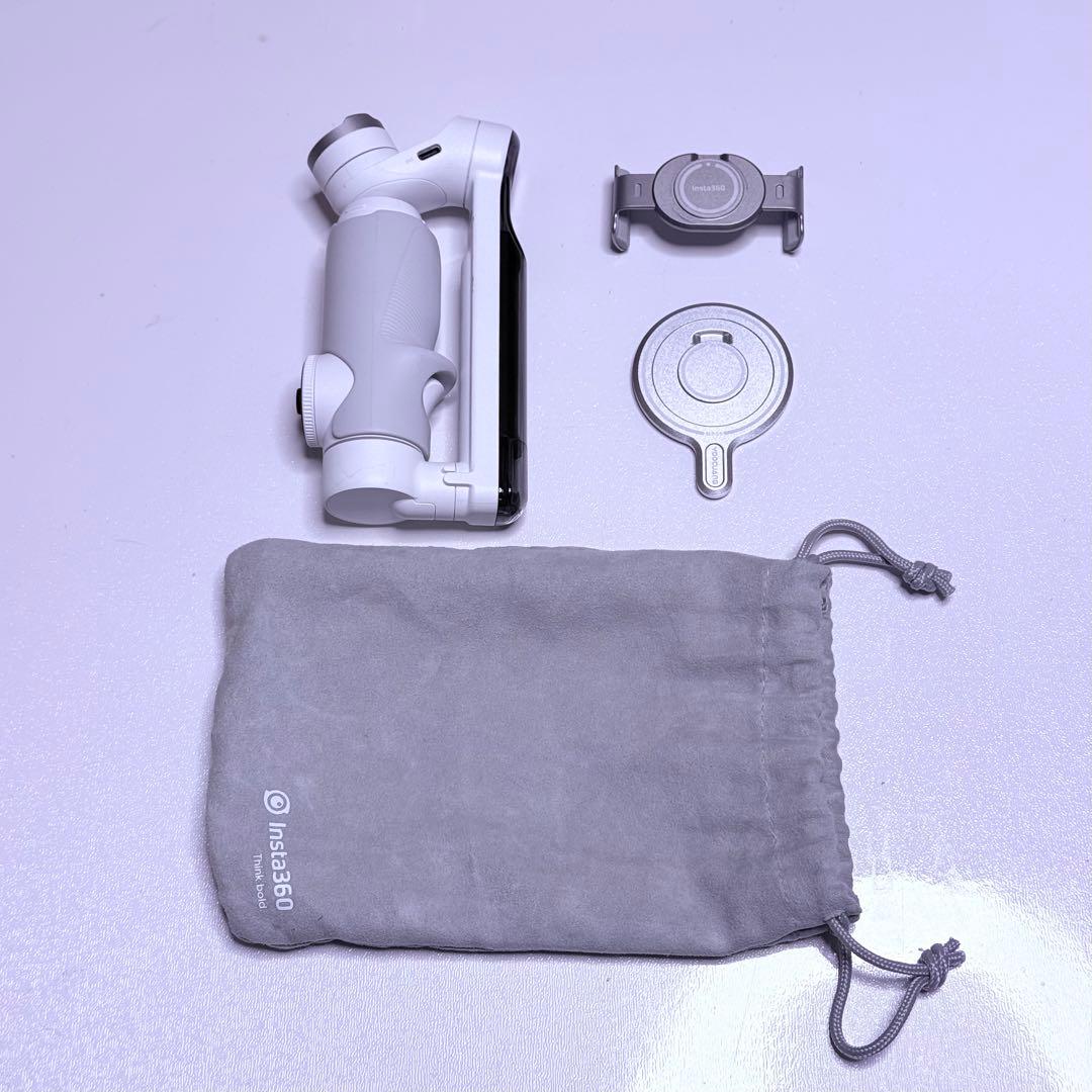 Insta360 flow ジンバル サミット ホワイト