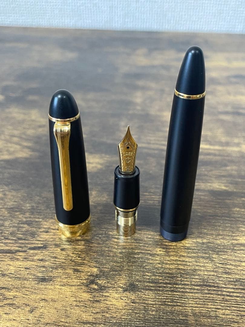 未使用に近い　梨地　21k 字幅M セーラー　万年筆