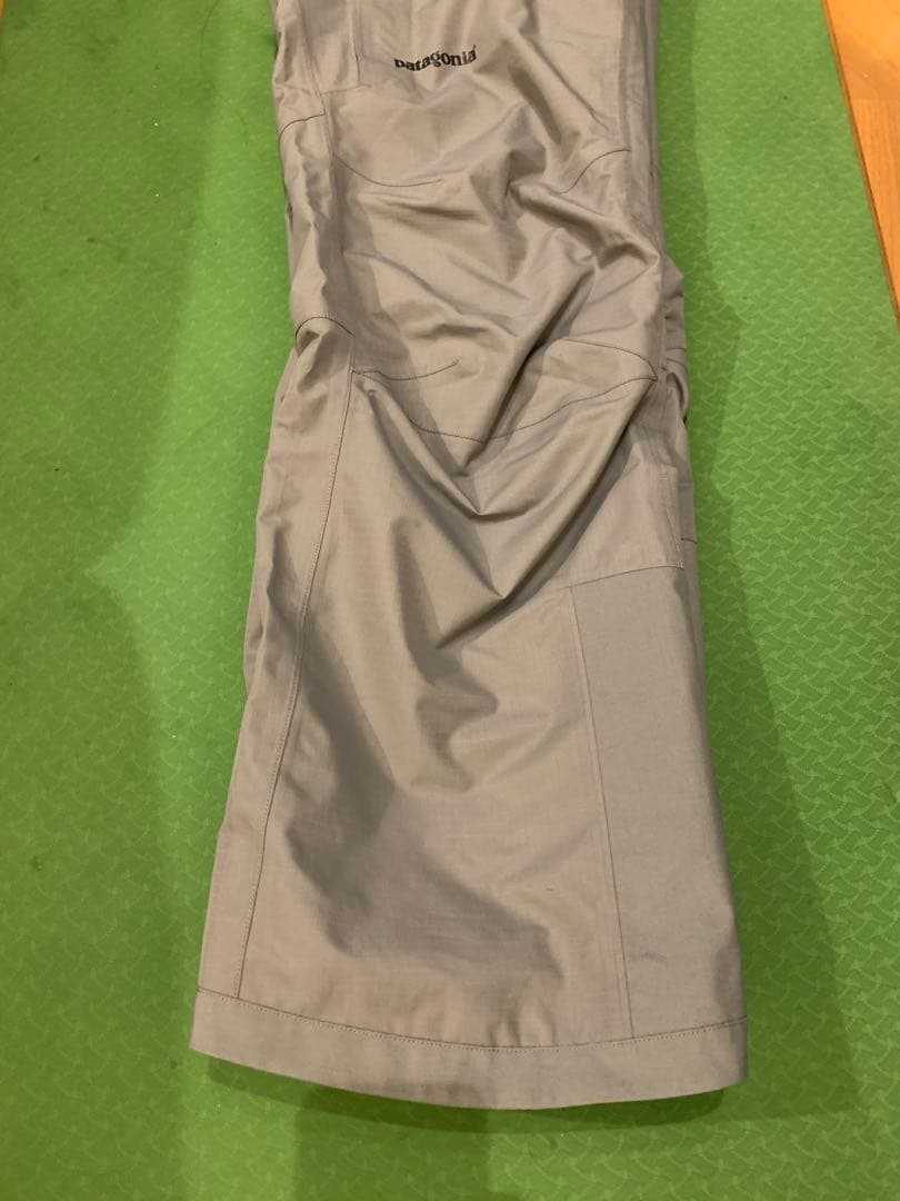 patagonia メンズ L グレー スノーボードパンツ