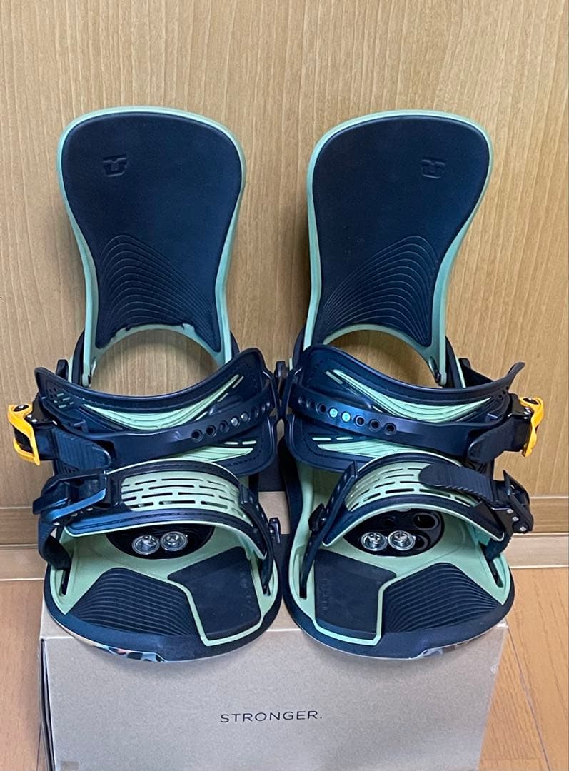 UNION BINDINGS ULTRA アーミーグリーンMサイズ