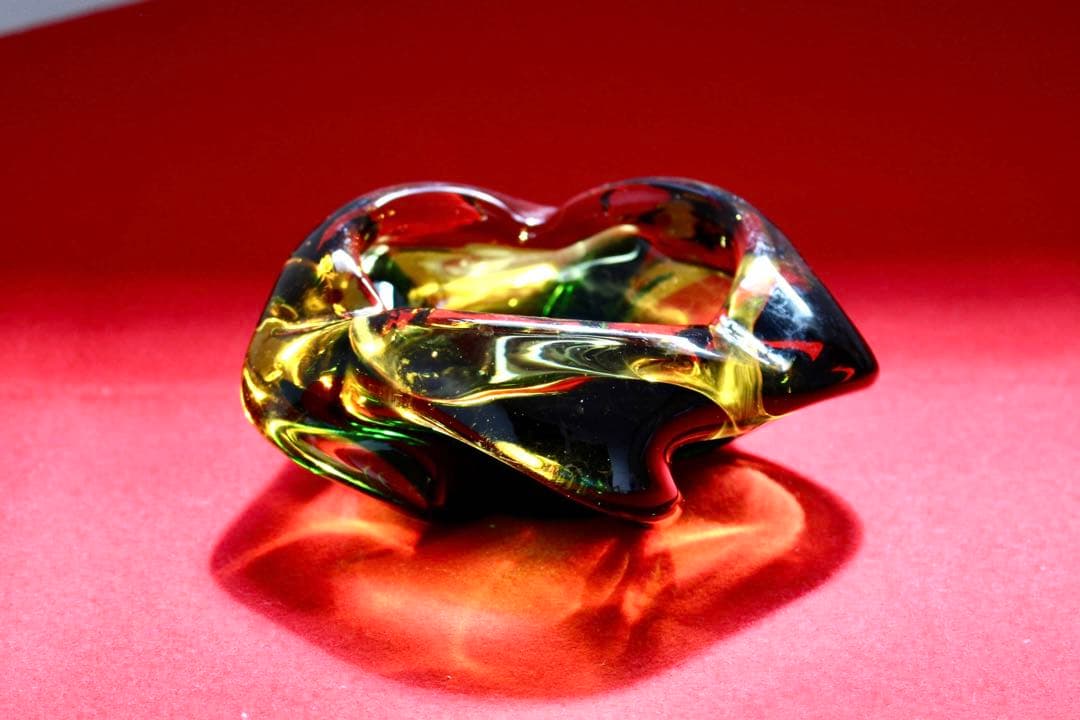 ガラスコレクション【灰皿　昭和レトロ　五角形】