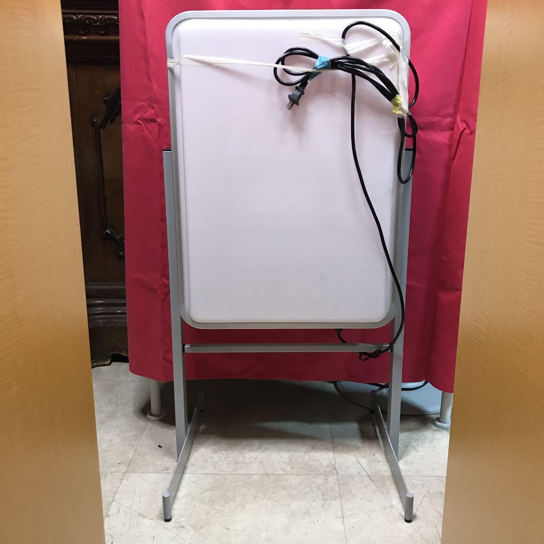 看板　新品　ライト付きます