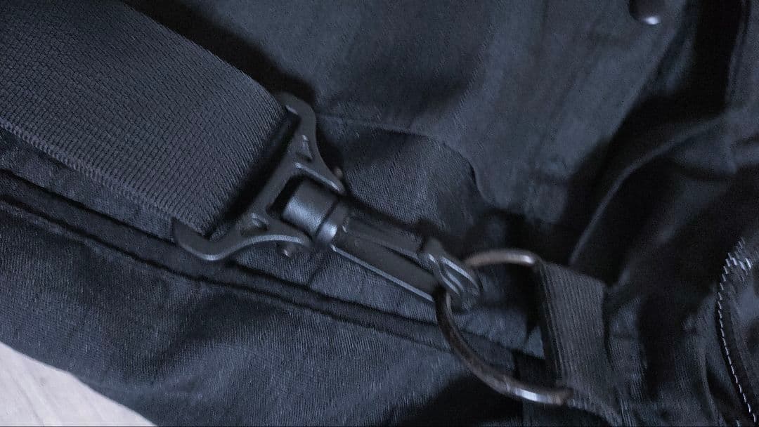 【STUSSY ステューシー】ヘルメットバック ショルダー レア