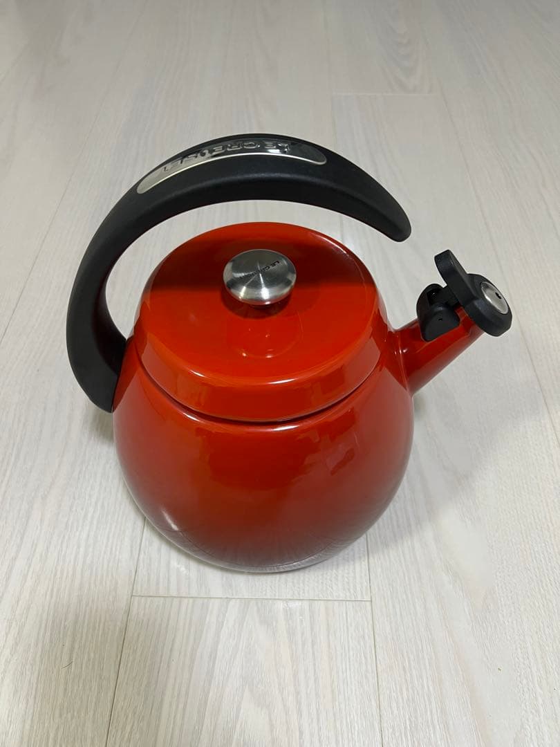ＬＥ　ＣＲＥＵＳＥＴ　ル・クルーゼ　やかん　クロシェ・ケトル　2.1Ｌ　IH対応