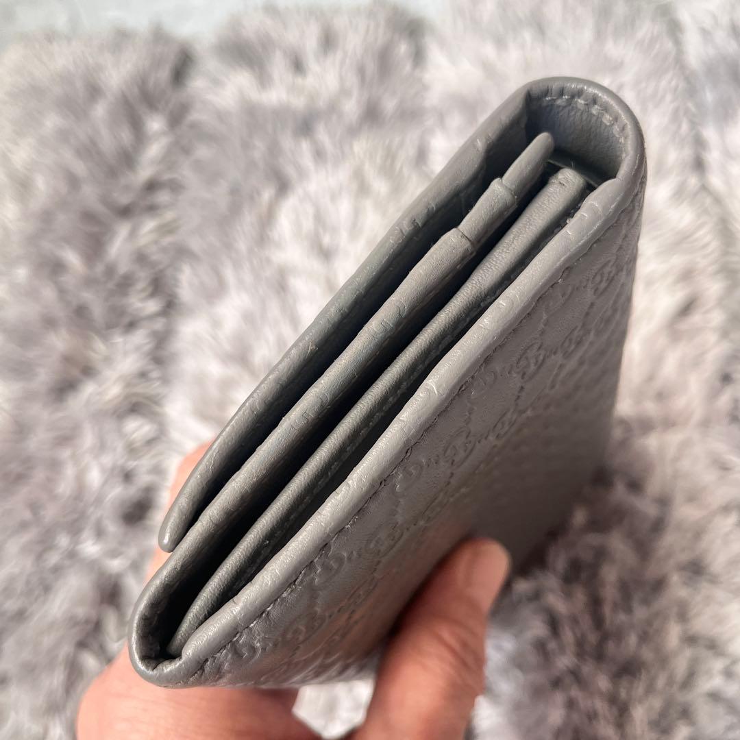 美品✨GUCCI マイクロシマ　長財布　グレー　メンズ　レディース