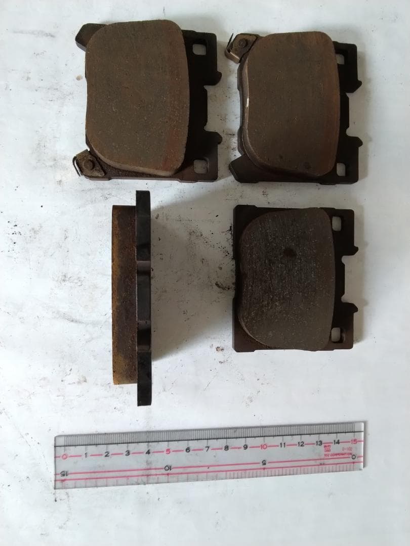 トヨタGRヤリス　純正ブレーキパッド前後セット1台分