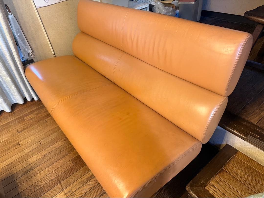 最高級本革ソファ　3人がけ　子供なら5人いけます柔らかくもなく硬すぎでもなく最高
