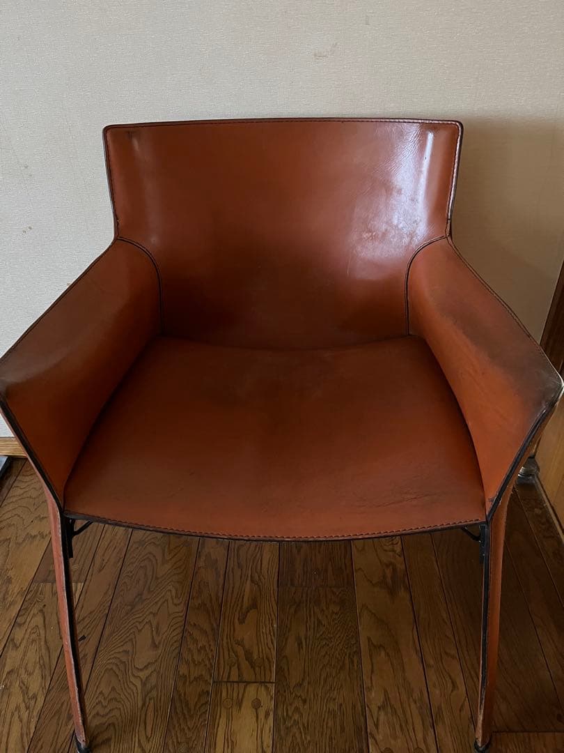 ＣＡＳＳＩＮＡ　ＣＡＢダイニングアームチェア　マリオベリーニデザイン