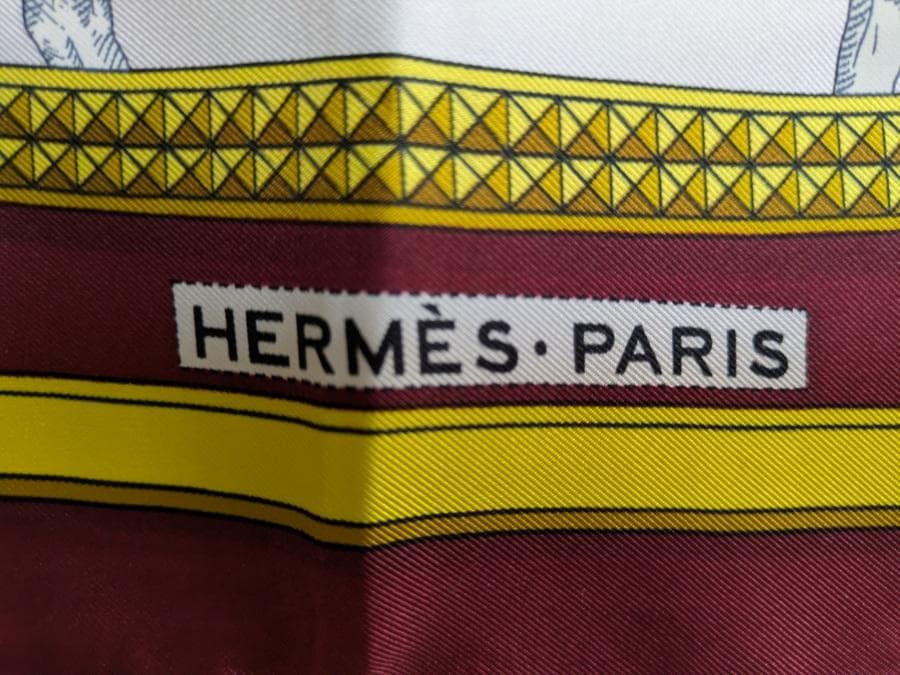 HERMÈS GRAND APPARAT スカーフ