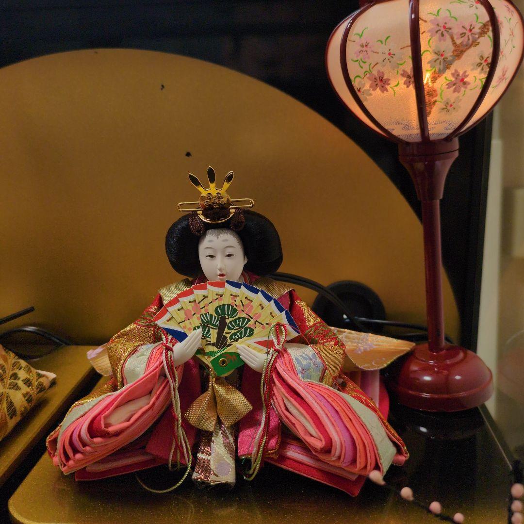 雛人形 ガラスケース入り　ライト付き　オルゴール付き